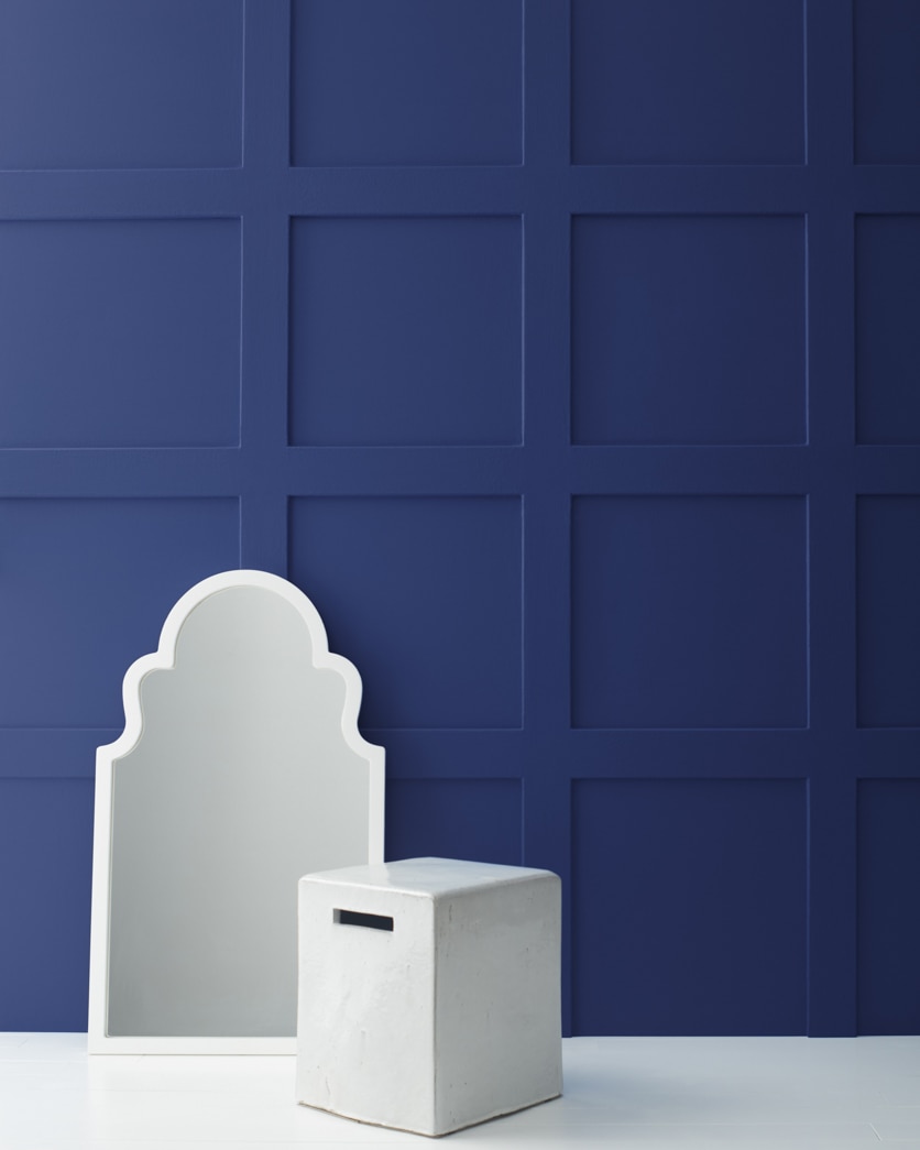 Painted wall in Admiral Blue 2065-10