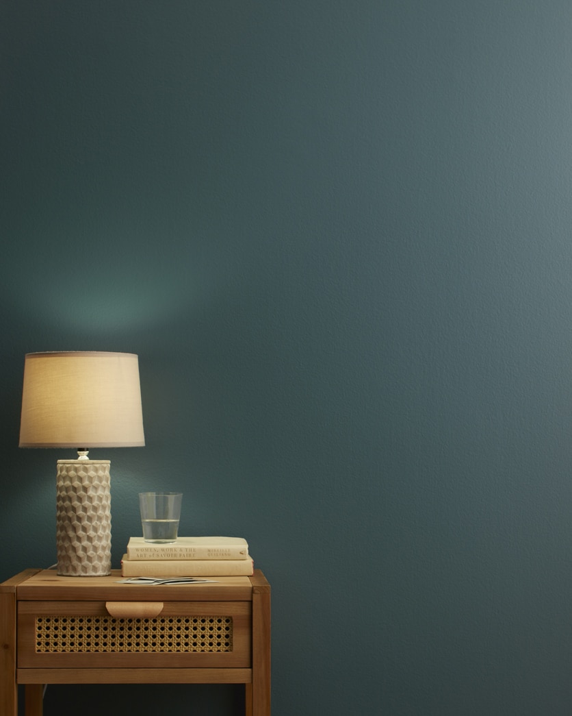 Painted wall in Amazon Green 2136-30