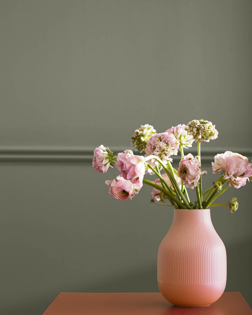 Painted wall in Antique Pewter 1560