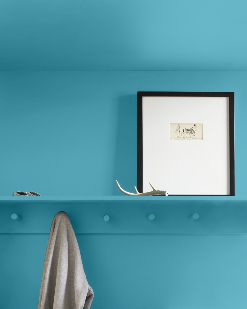 Painted wall in Ash Blue 2057-40