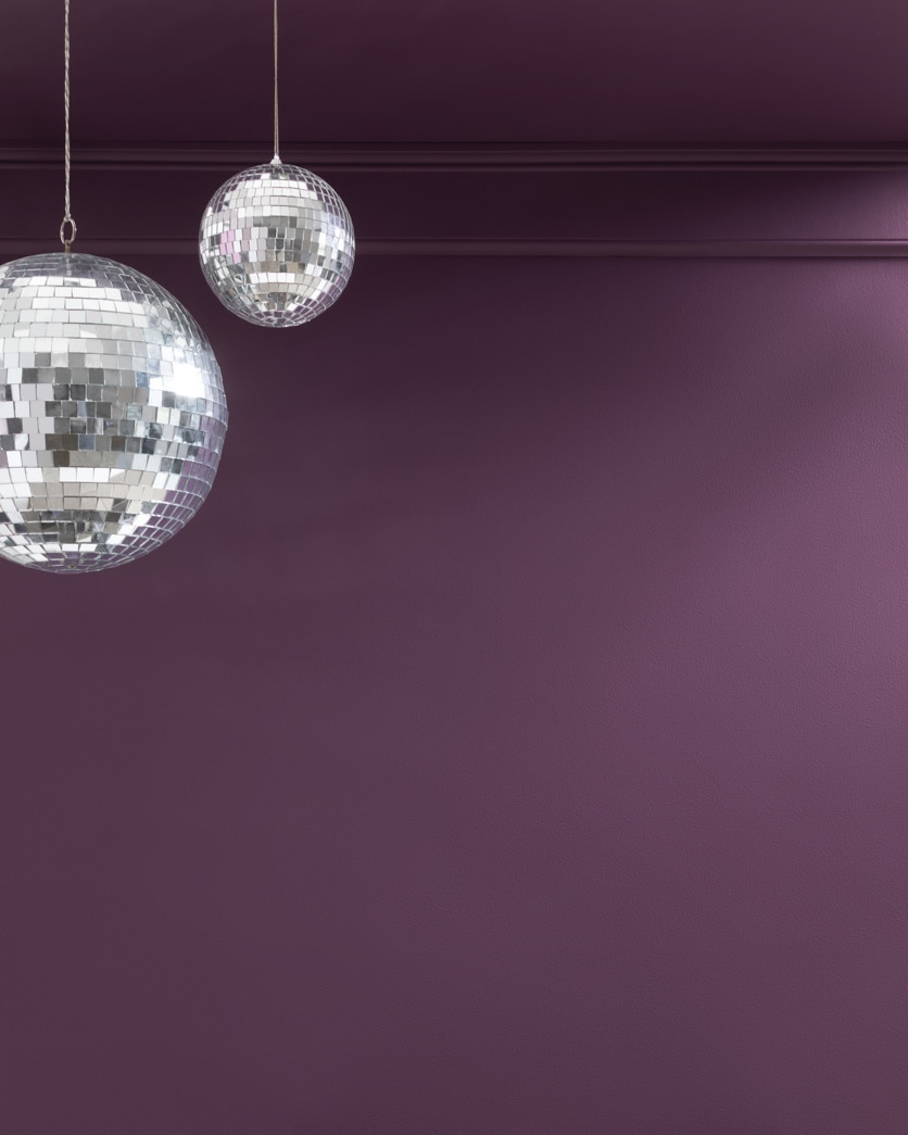 Painted wall in Autumn Purple 2073-20