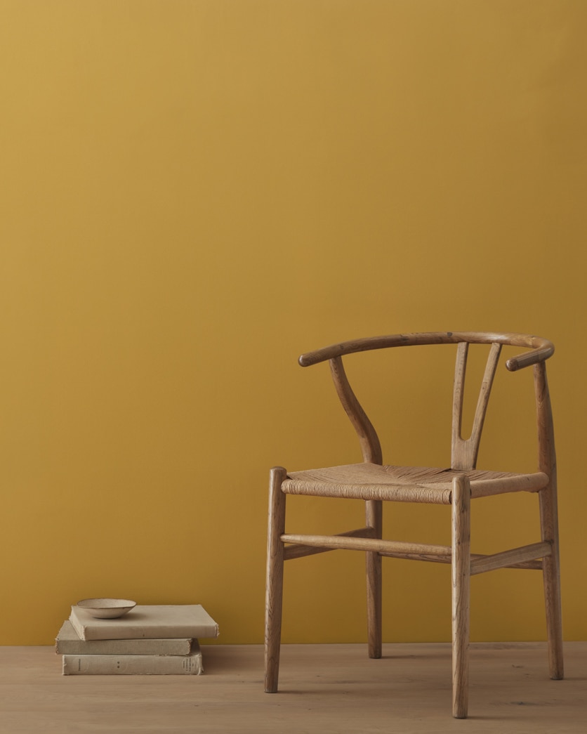 Painted wall in Aztec Yellow 2152-20