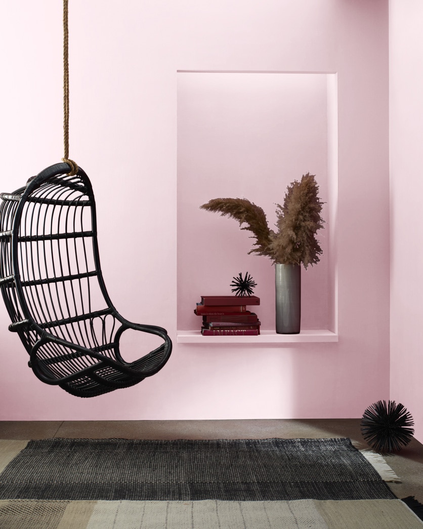 Painted wall in Baby Pink 2085-70