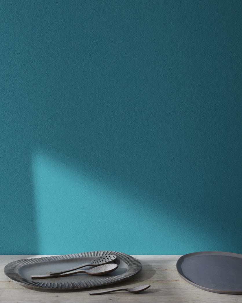 Painted wall in Bermuda Turquoise 728