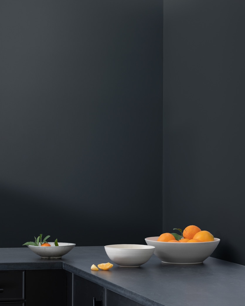 Painted wall in Black Ink 2127-20