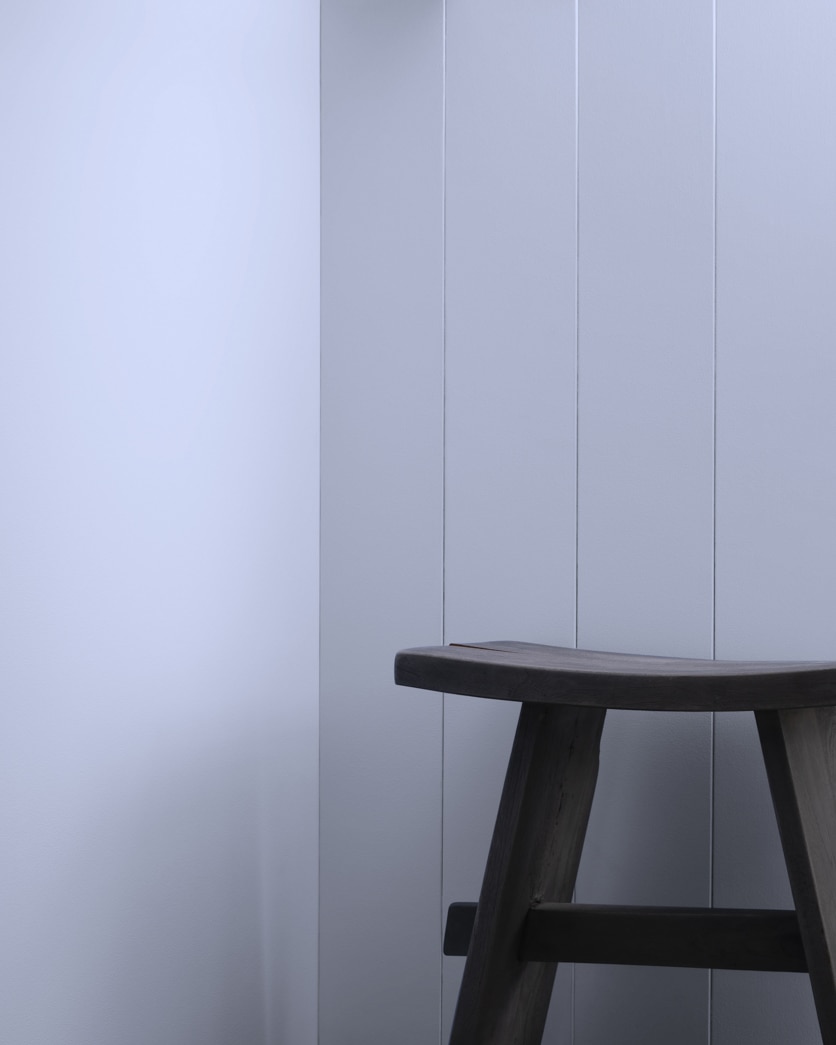 Painted wall in Blue Viola 1424