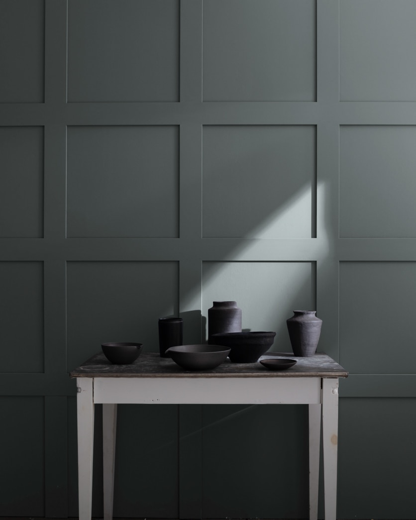 Painted wall in Bracken Slate CW-690