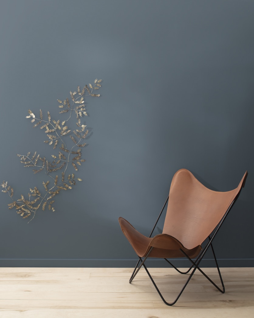 Painted wall in Britannia Blue 1623