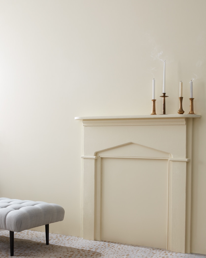 Painted wall in Bruton White CW-710