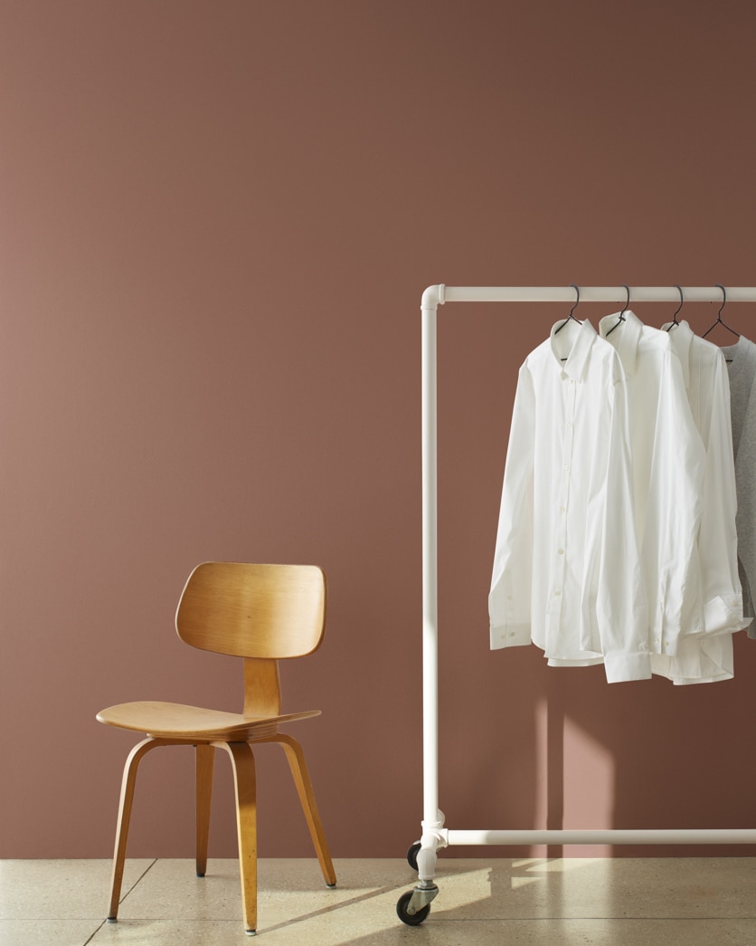 Painted wall in Butternut Brown 2095-30