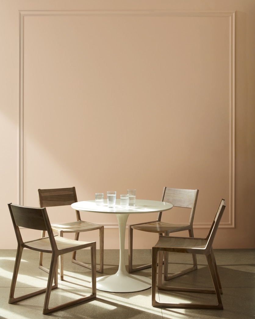 Painted wall in Cafe Royal 1130
