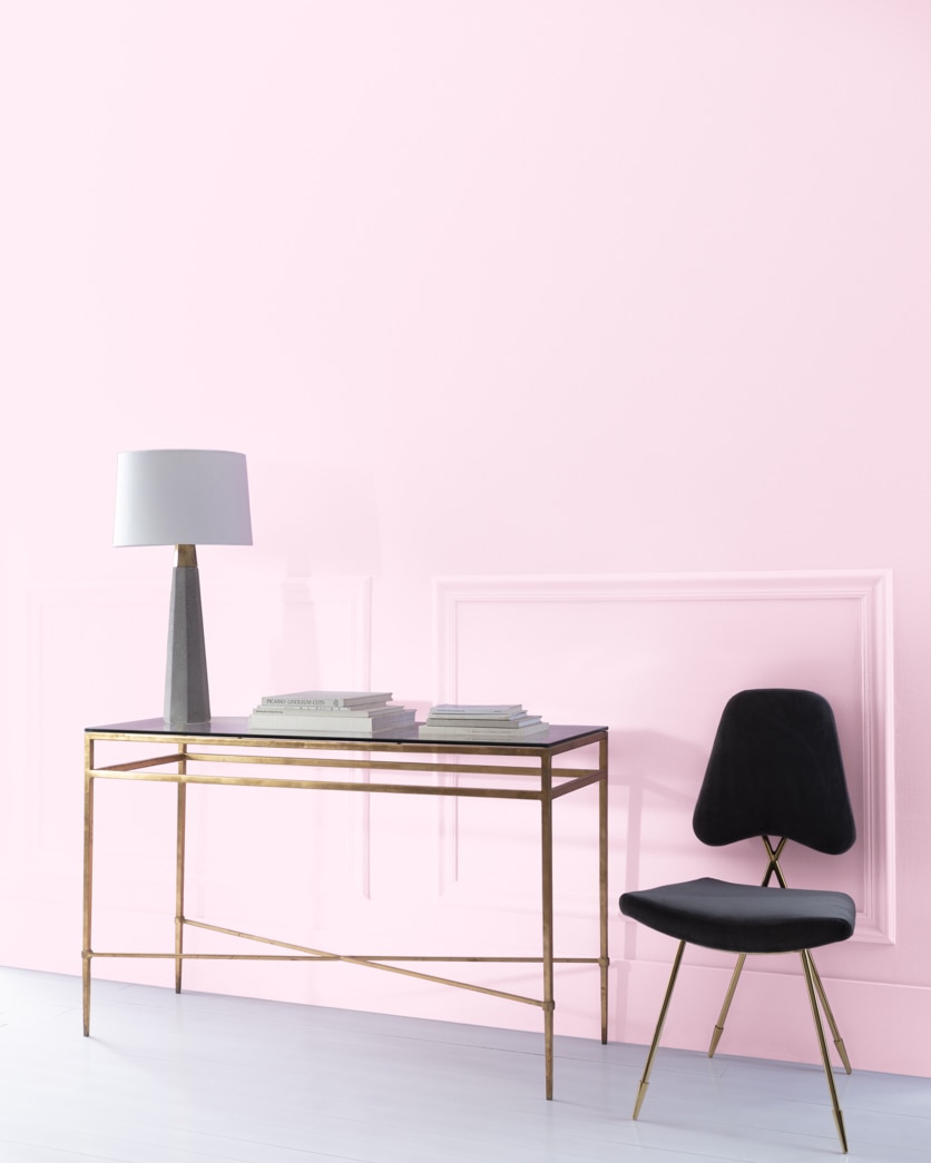 Painted wall in Candy Stripe 2079-70