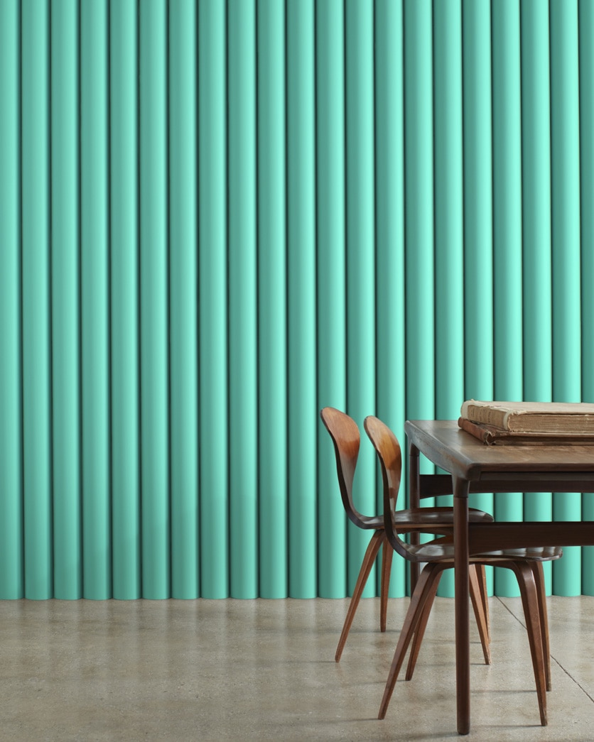 Painted wall in Captivating Teal 649