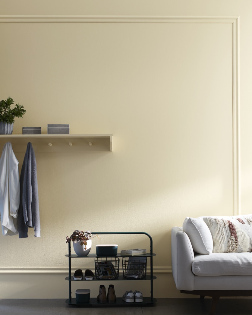 Painted wall in Carrington Beige HC-93