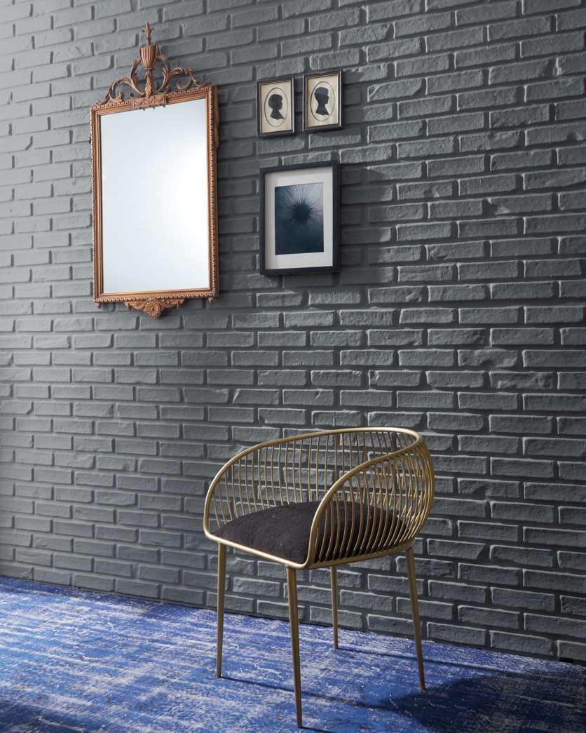 Painted wall in Charcoal Slate HC-178