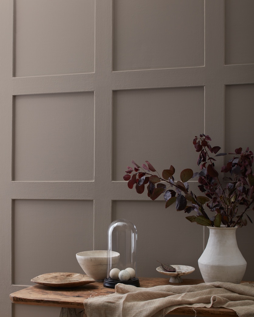 Painted wall in Coachman's Cape® CSP-90
