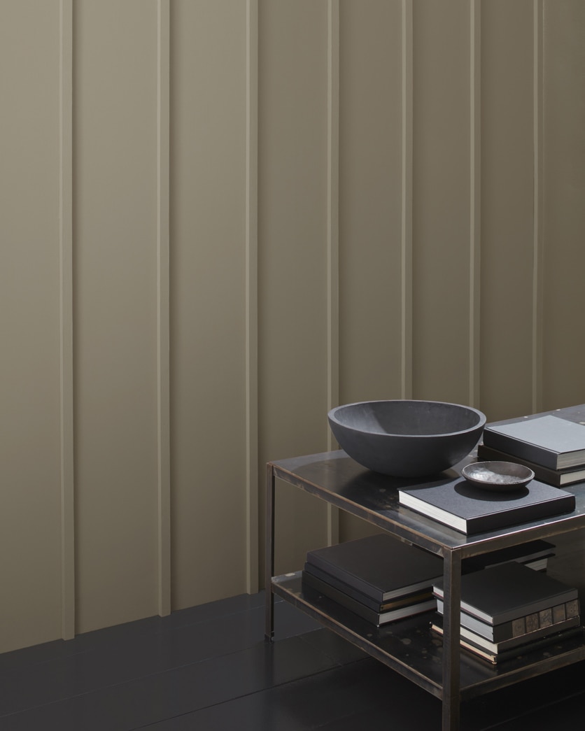 Painted wall in Cromwell Gray HC-103