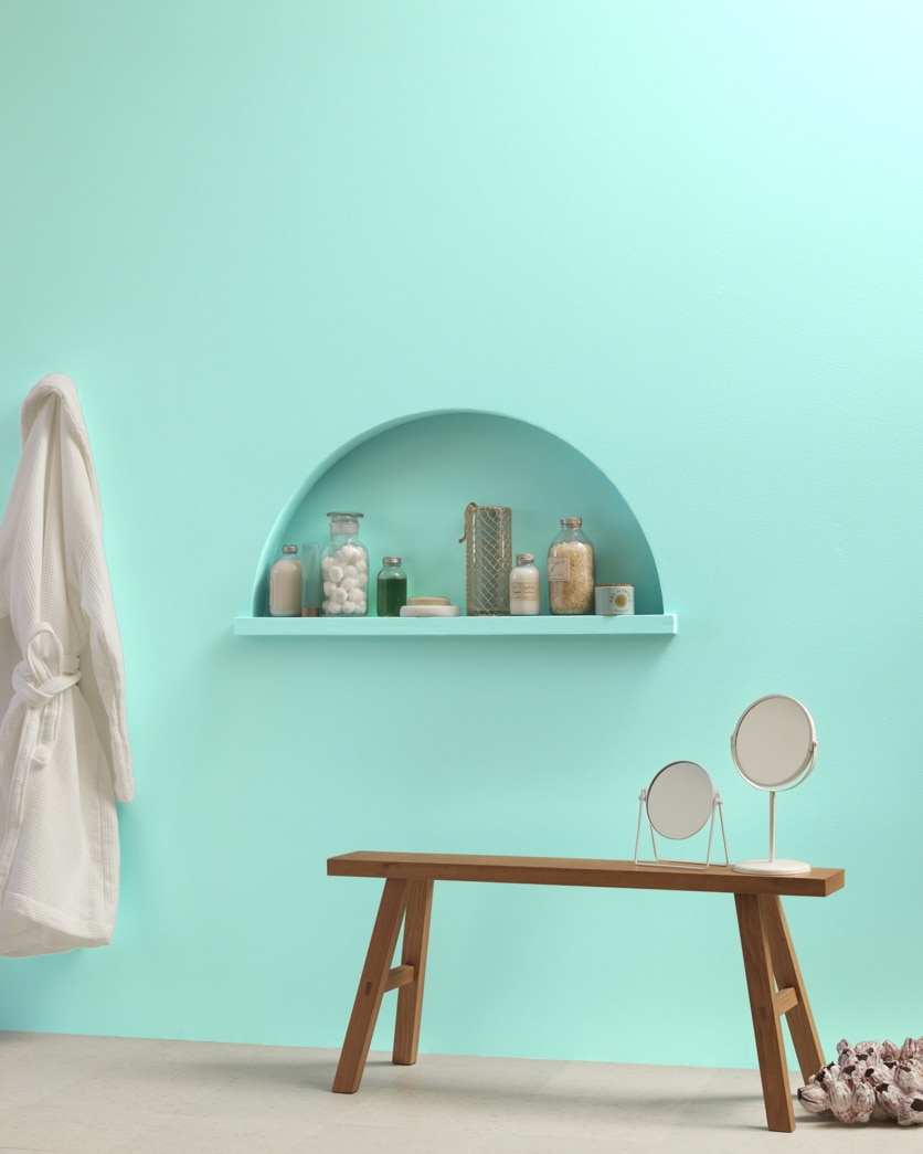 Painted wall in Crystal Clear 2044-60