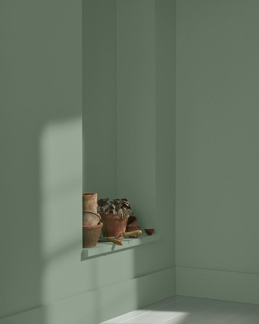 Painted wall in Cushing Green HC-125