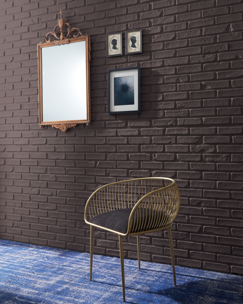 Painted wall in Deep Caviar 2130-20