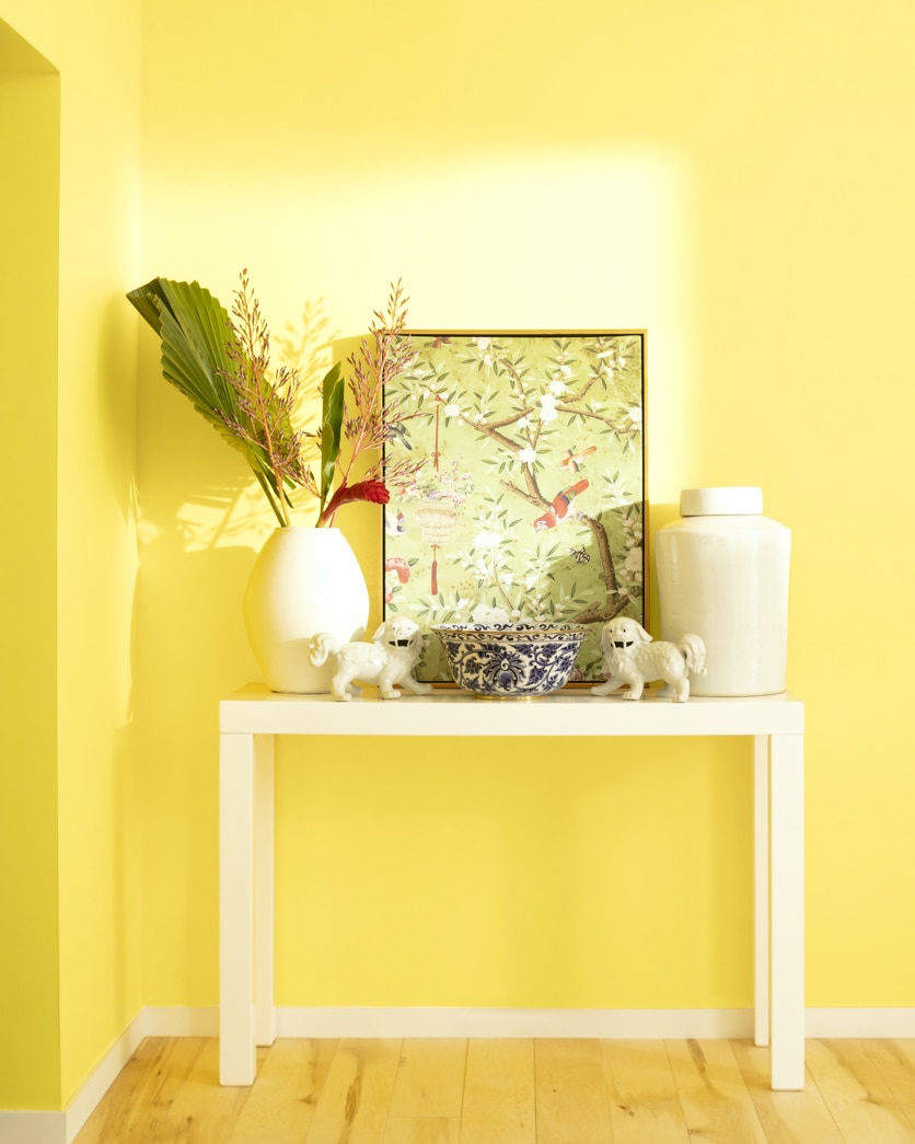 Painted wall in Delightful Yellow 335