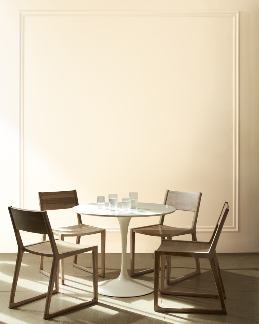 Painted wall in Devon Cream 914