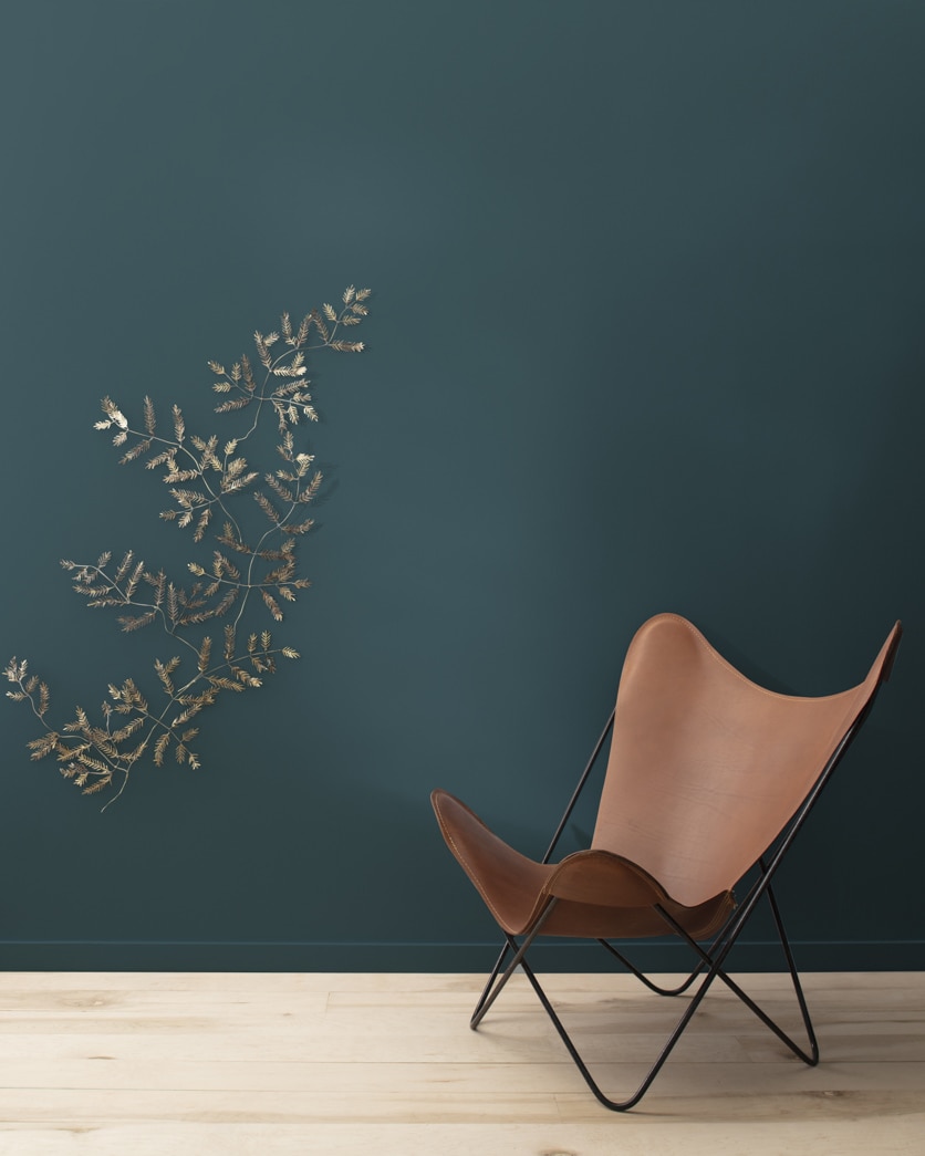 Painted wall in Everard Blue CW-575