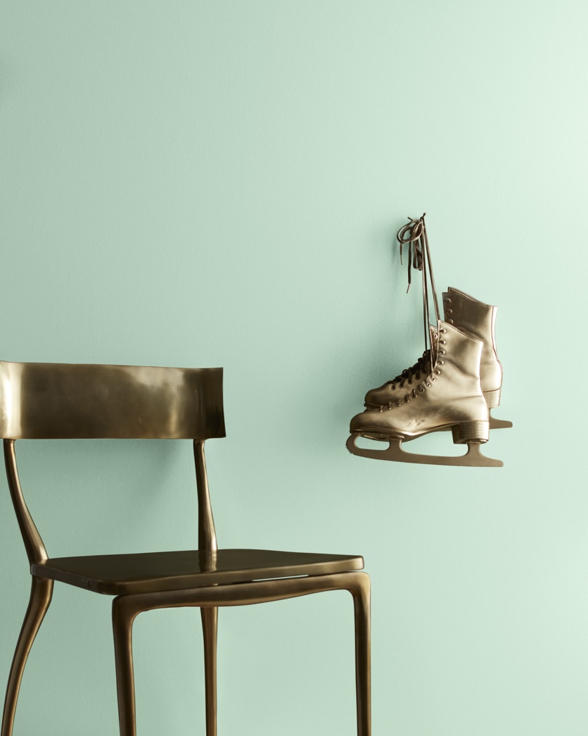 Painted wall in Feather Green 625