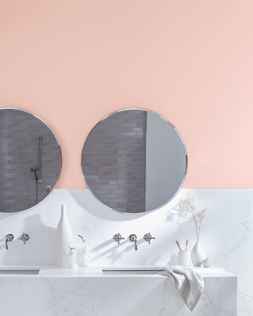 Painted wall in Frosted Rose 044
