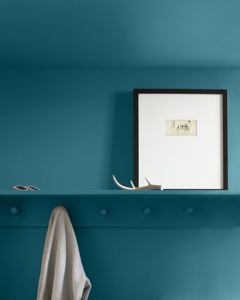 Painted wall in Galápagos Turquoise 2057-20