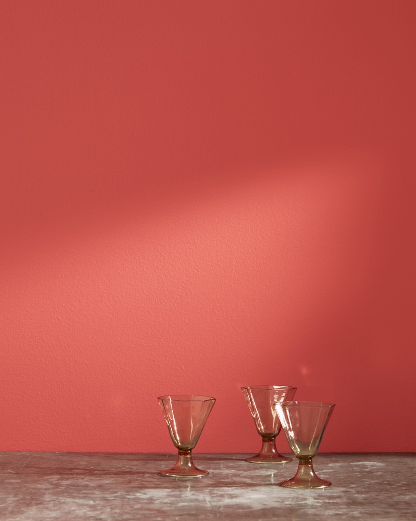 Painted wall in Geranium 1307