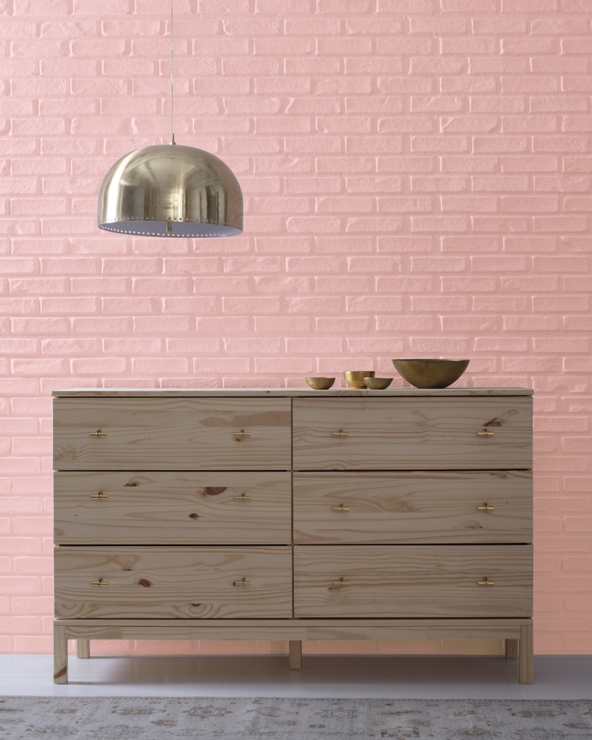 Painted wall in Heather Pink 2091-60