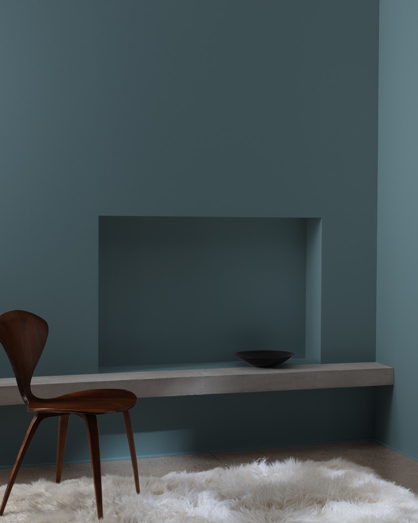 Painted wall in Lead Gray 2131-30
