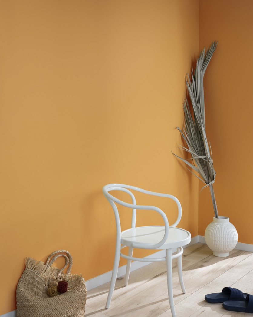 Painted wall in Massicot CW-380