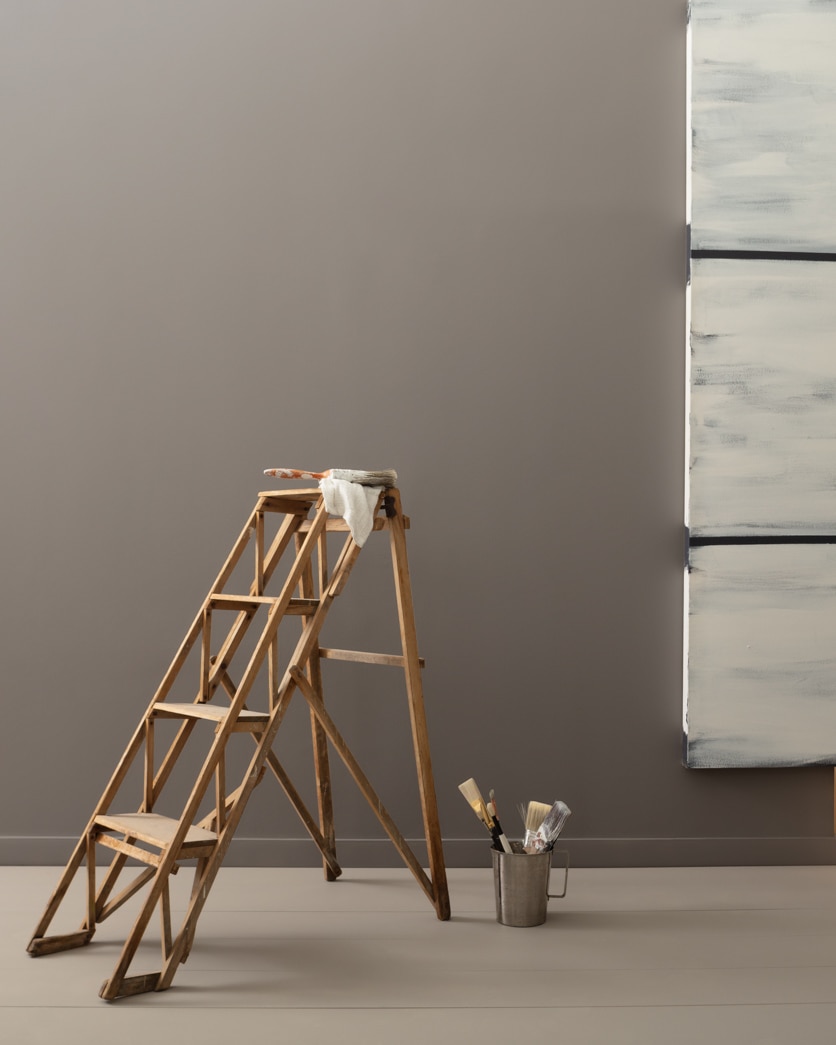 Painted wall in Metropolis CC-546