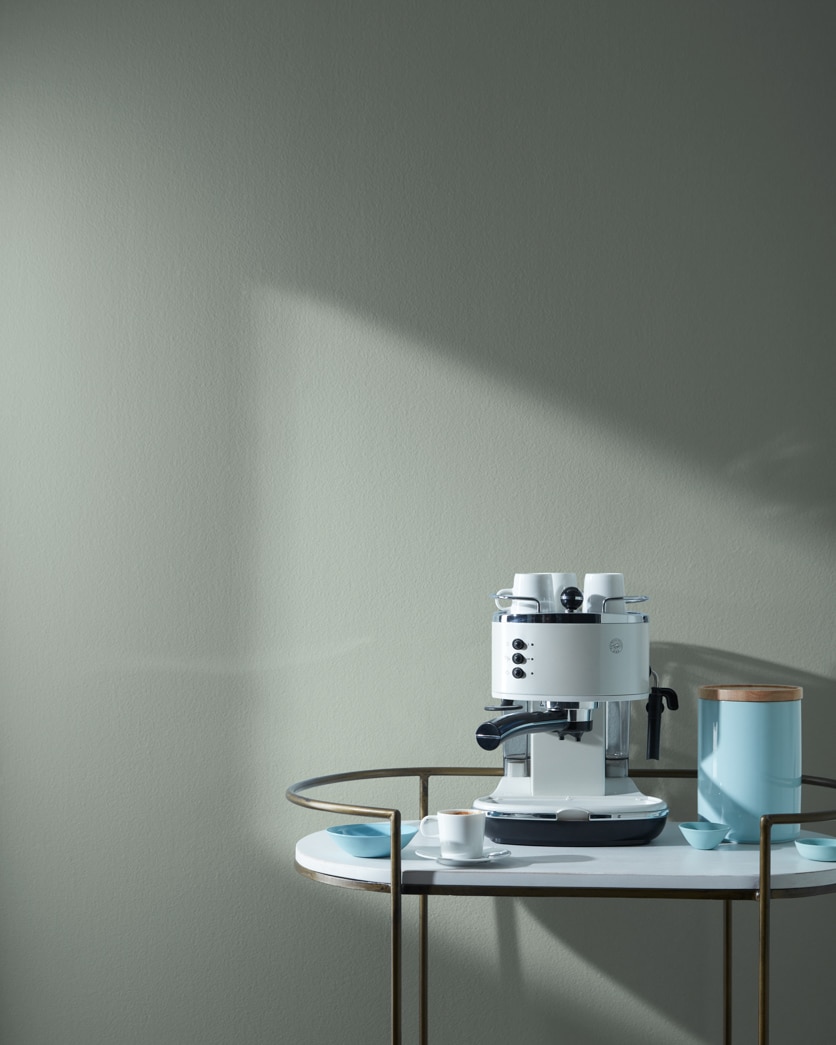 Painted wall in Misted Green 2138-50