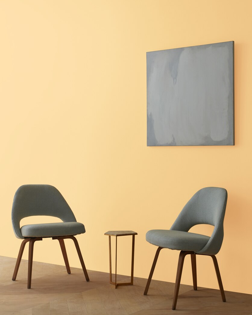 Painted wall in Moir Gold CW-280