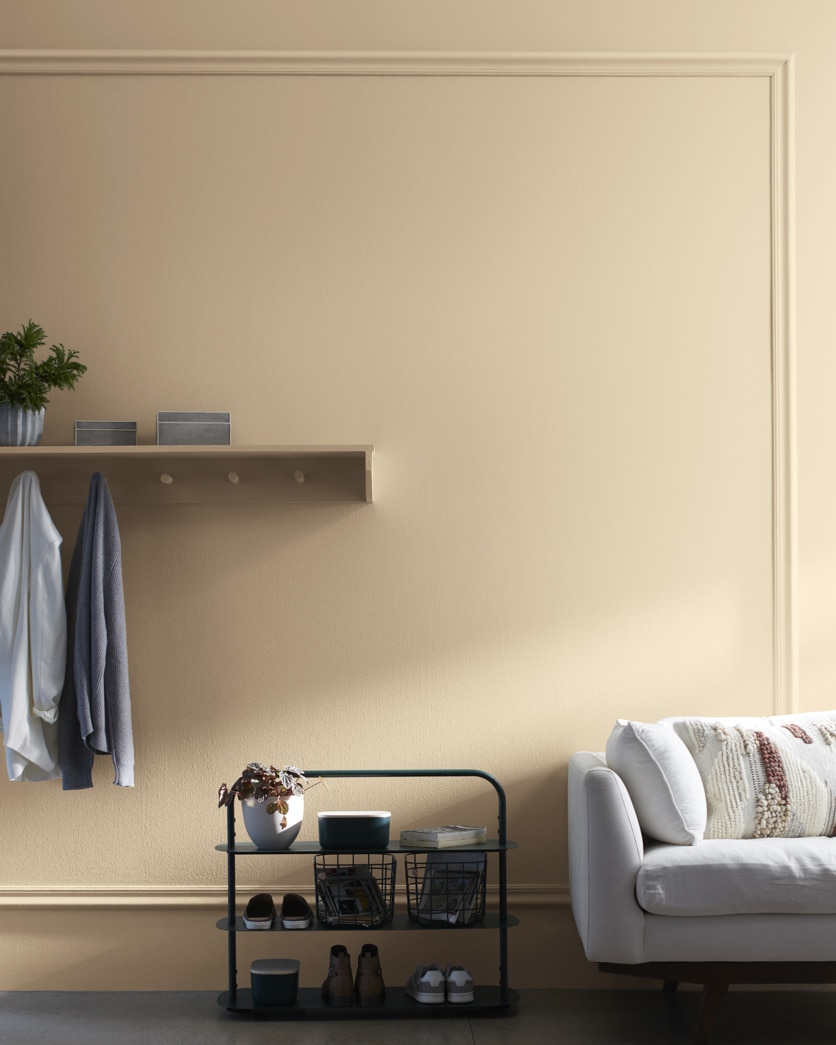 Painted wall in Oakwood Manor 1095