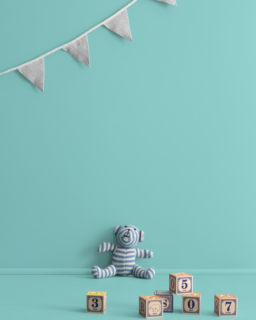 Painted wall in Oceanic Teal 669