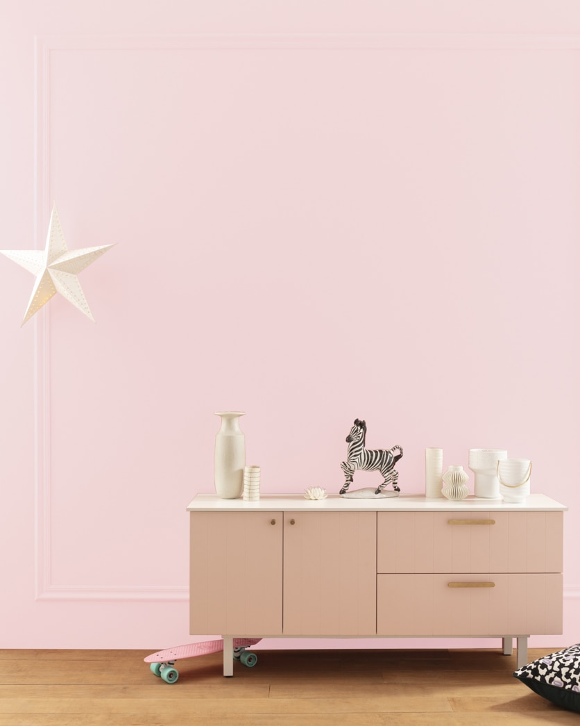 Painted wall in Pink Fairy 2006-70