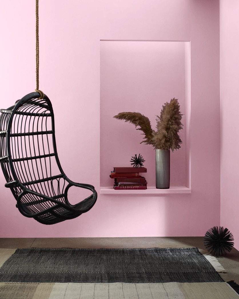 Painted wall in Pink Petals 2085-60
