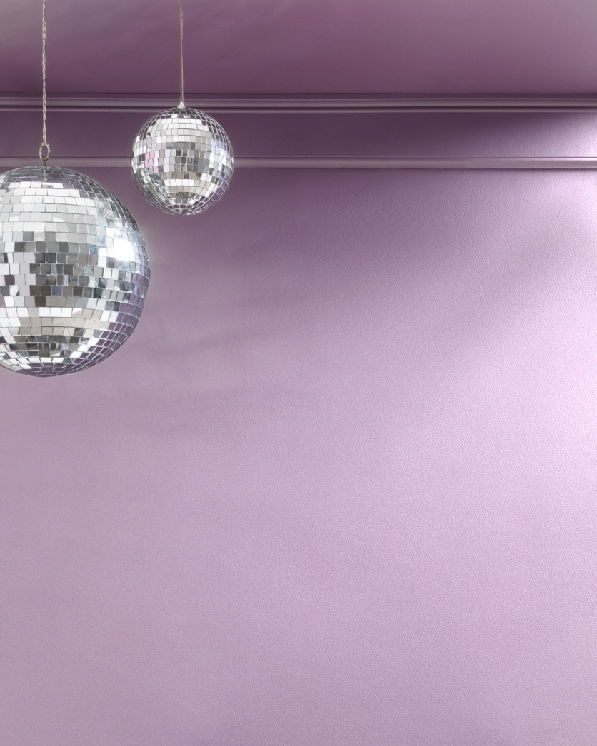 Painted wall in Purple Easter Egg 2073-50