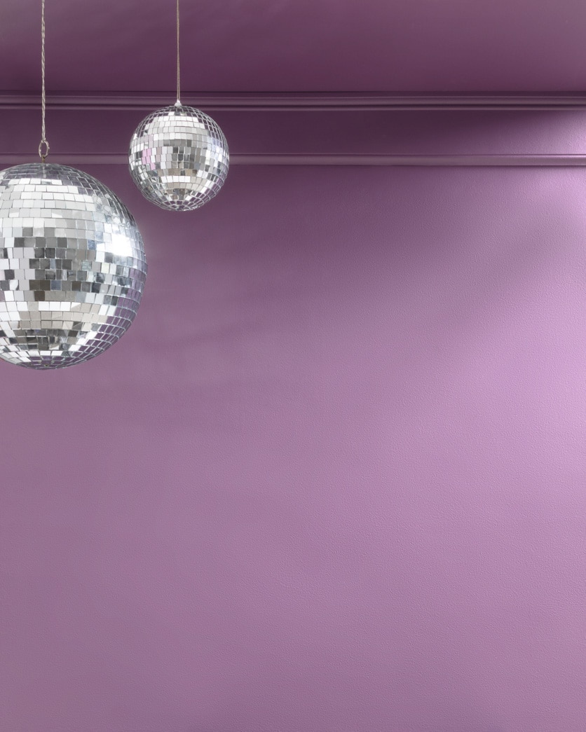 Painted wall in Purple Hyacinth 2073-40