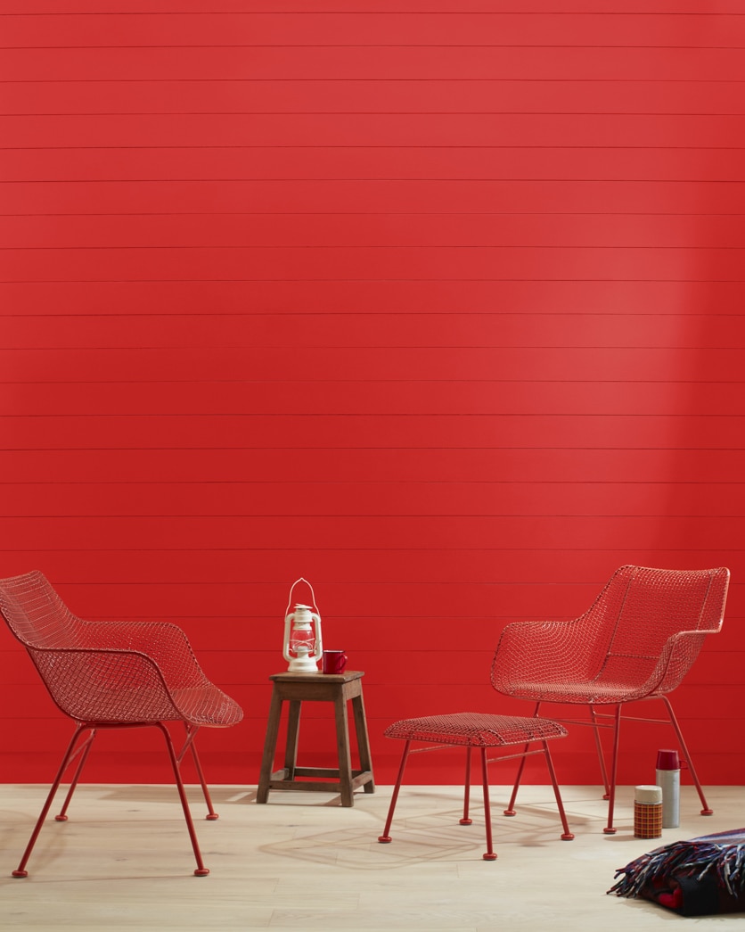 Painted wall in Red 2000-10