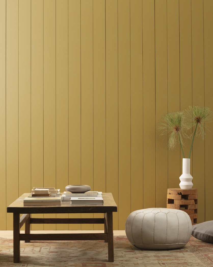 Painted wall in Renaissance Gold 280