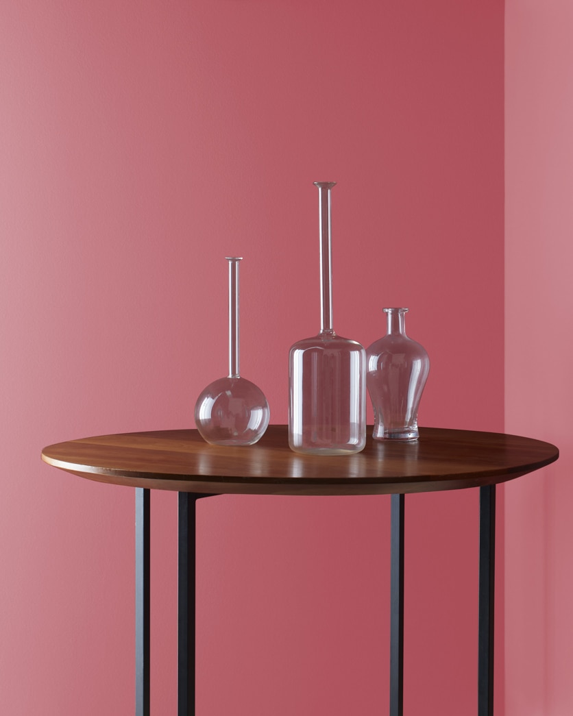 Painted wall in Rouge 2084-30