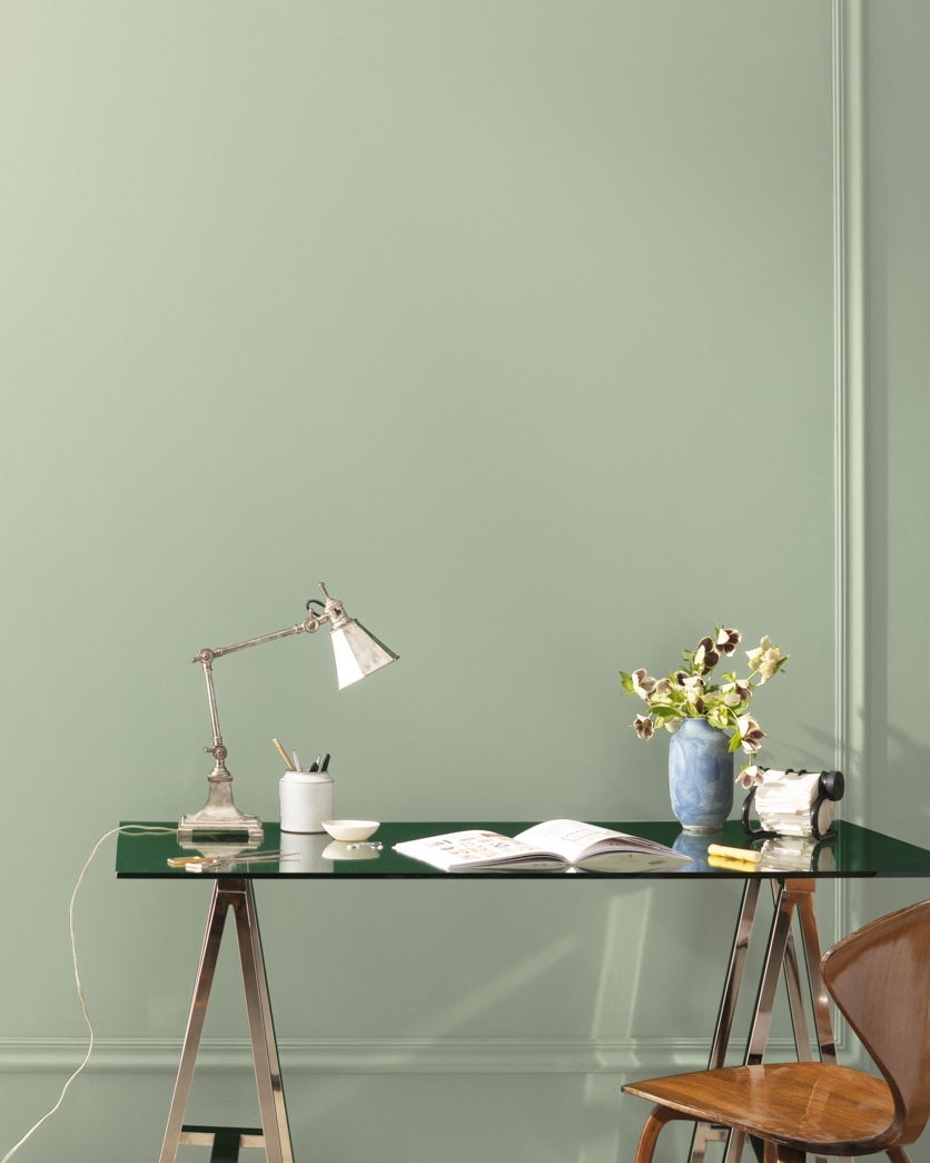 Painted wall in Salisbury Green HC-139