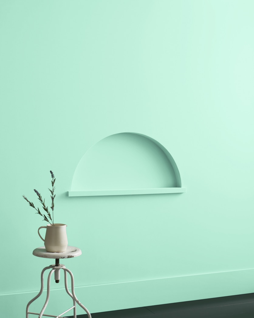 Painted wall in Santa Barbara Green 2037-60