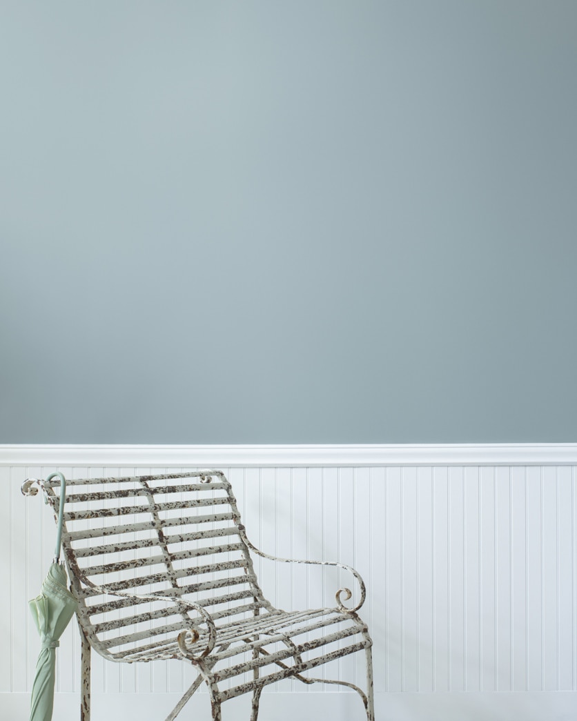 Painted wall in Santorini Blue 1634