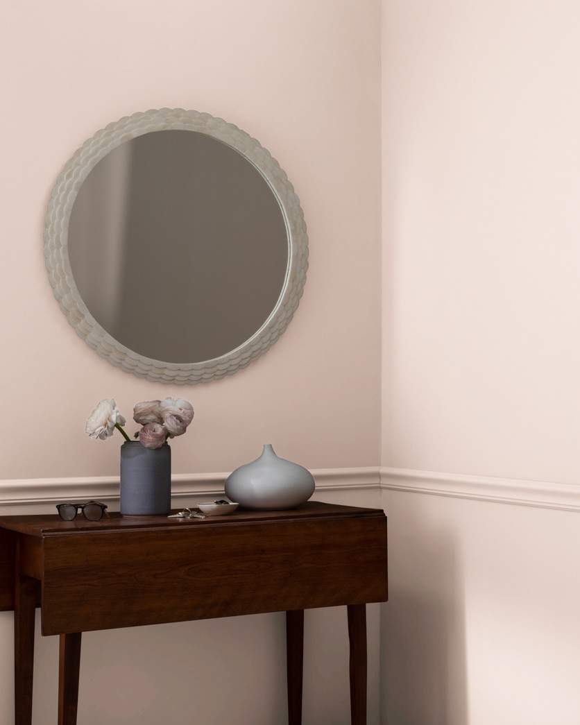 Painted wall in Savory Cream 2105-70